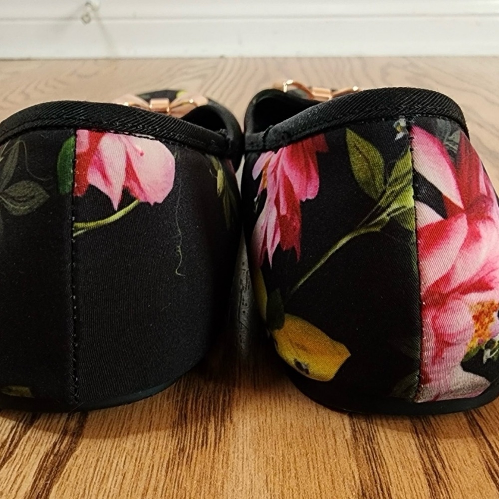 Ted Baker Black and Pink Floral Ballet Flats with Bow - Picture 8 of 9